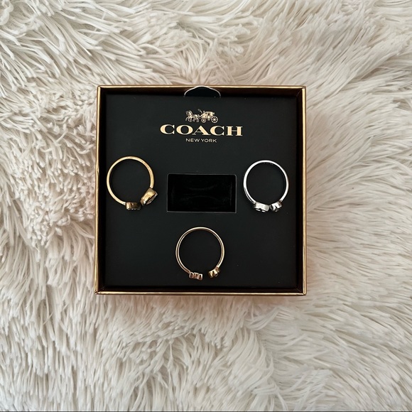 Coach Letters Ring Set - Picture 5 of 7